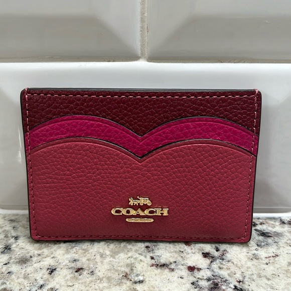 Coach Heart Card Case NWT - Picture 1 of 6